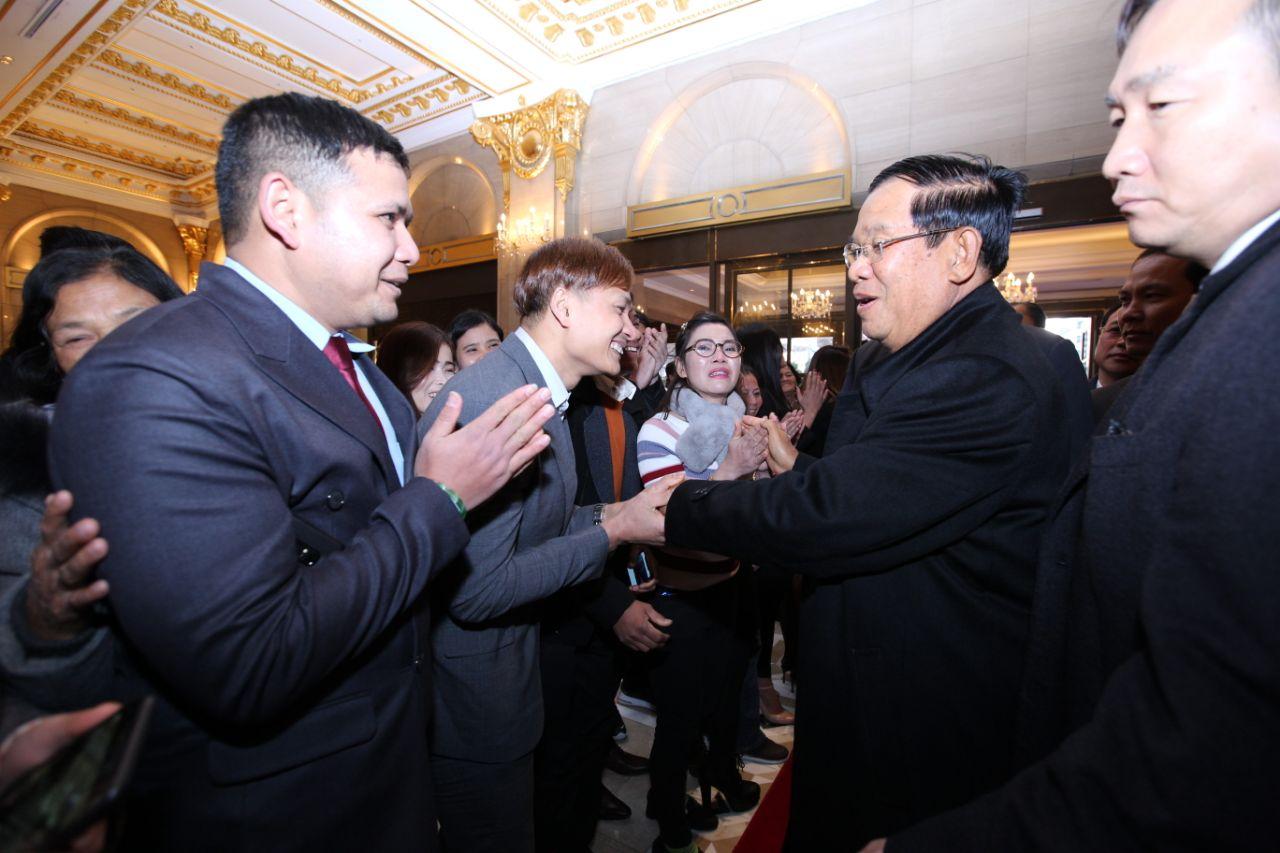 PM Hun Sen Arrives South Korea for Universal Peace Federation World ...