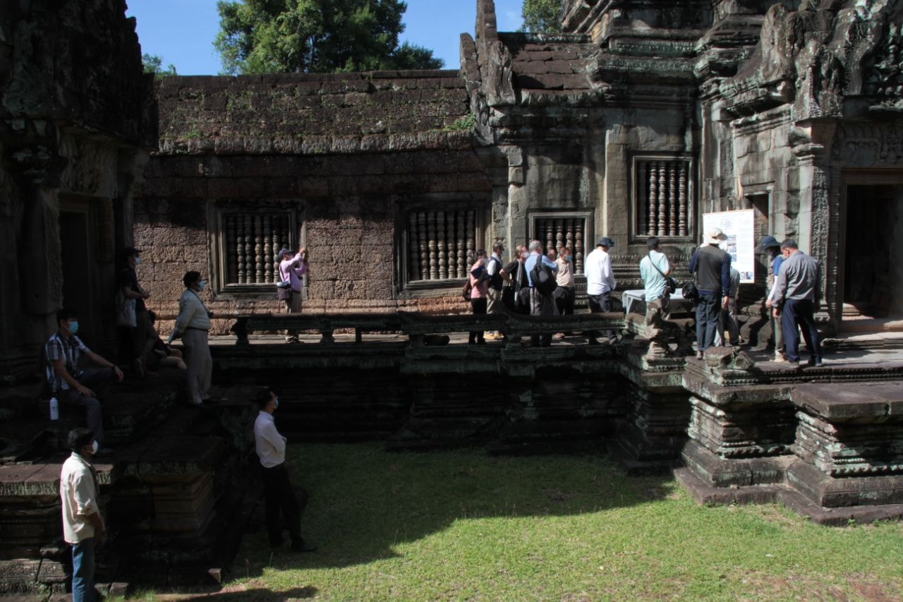 The Secretariat of ICC-Angkor inspects the temple restoration projects in the Angkor site