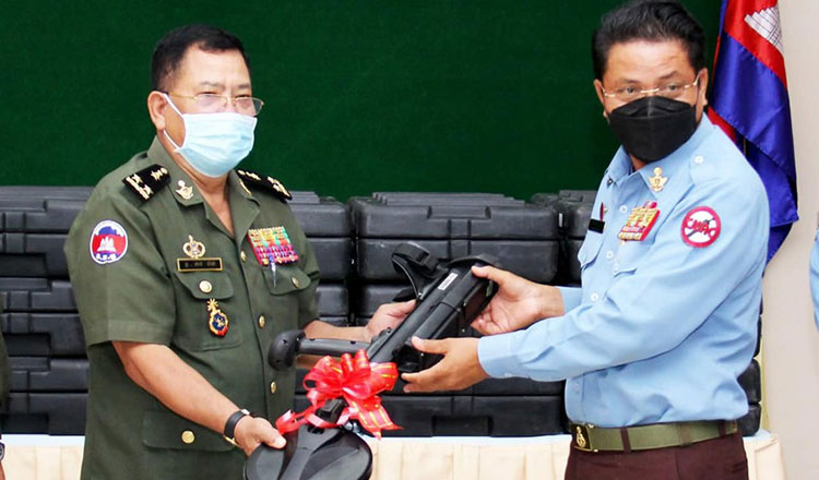 CMAC gives 50 mine detectors to the army