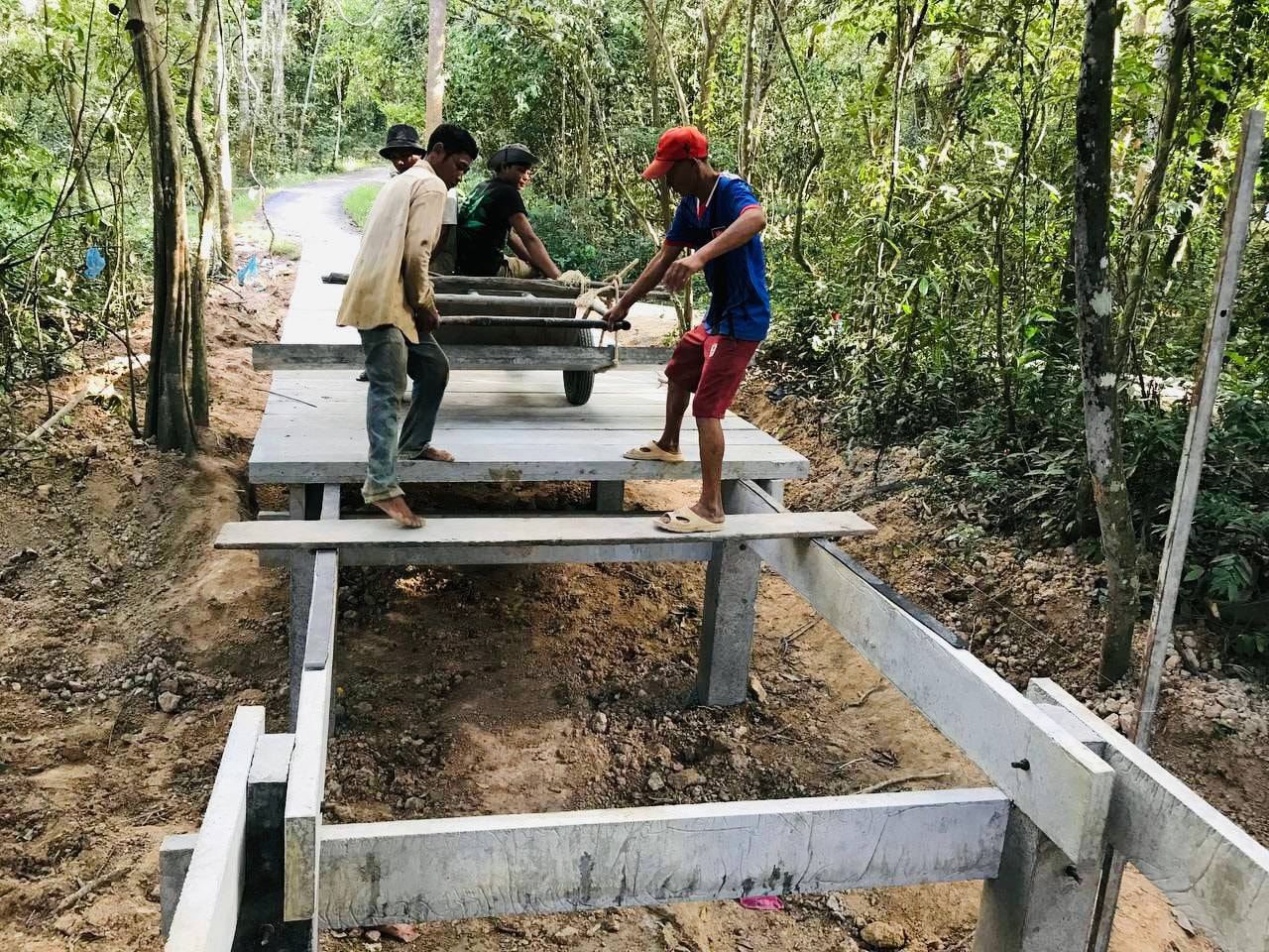 APSARA National Authority constructs two bridges for cycling route in the Angkor site