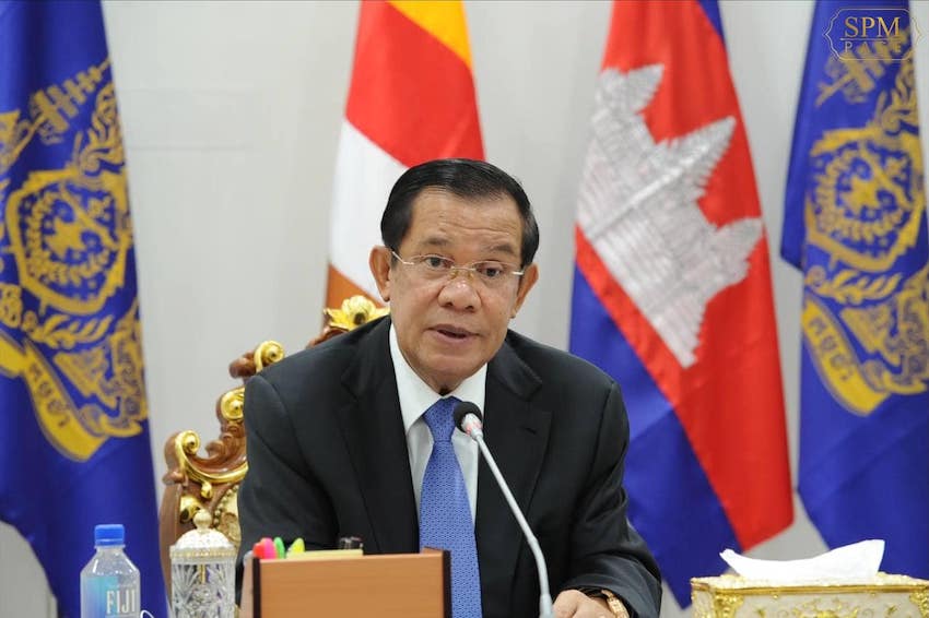 Cambodia Donates 200,000 Doses of COVID-19 Vaccines to Lao PDR
