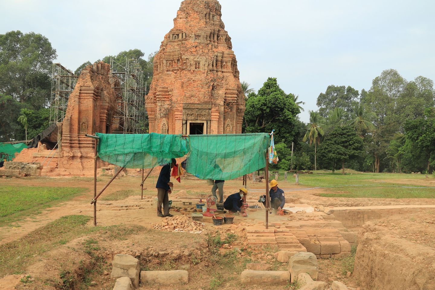 APSARA National Authority restores and maintains the Lolei temple