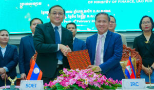 Cambodia, Laos agree to amplify insurance ties