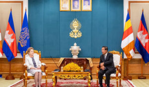 Hun Sen says Cambodia, Hungary must maximise trade ties