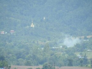 Myanmar Military Airstrikes Near Thai Border as Clashes Intensify in Karen State
