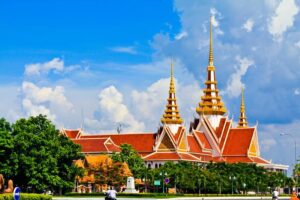 Cambodian National Assembly Denounces ‘Immoral Acts’ Against Hun Sen, Urges Thai Government to Act